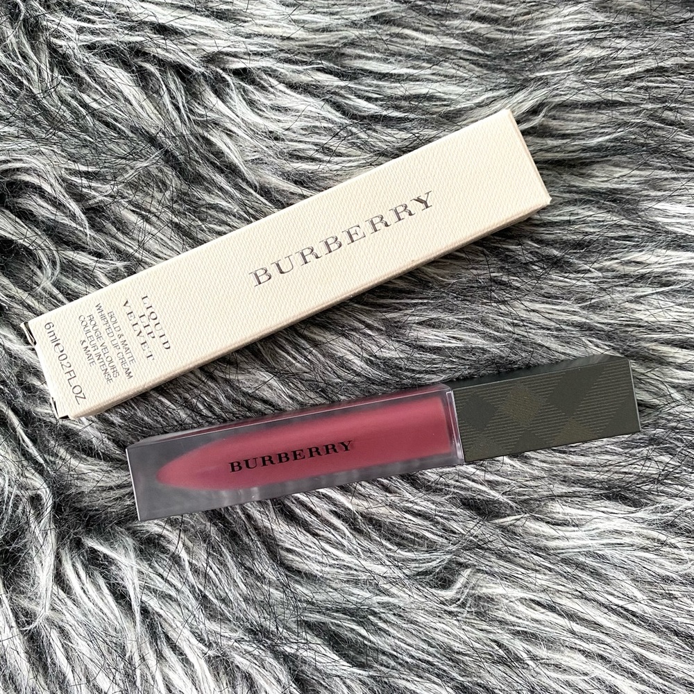 NIB authentic Burberry lip velvet lipstick oxblood